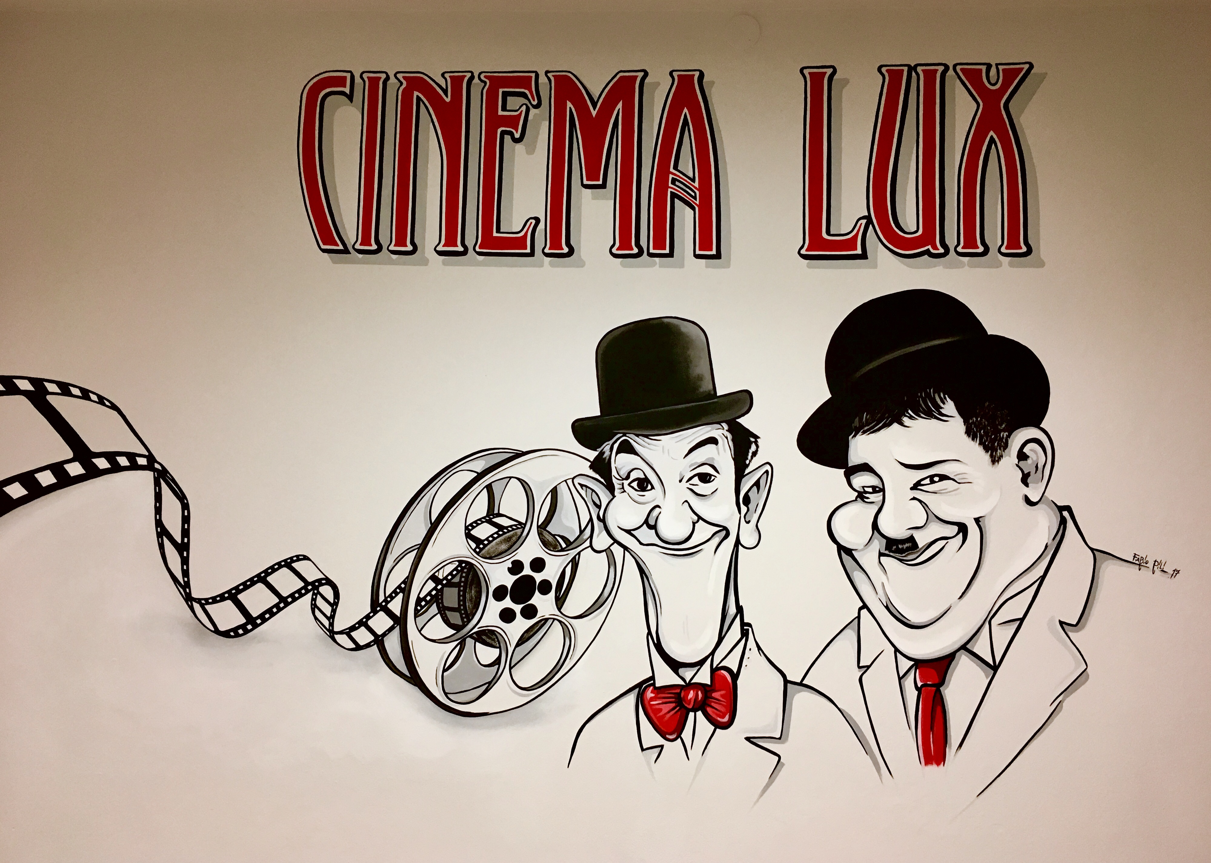 Il nuovo murales all'ingresso (fine 2017)